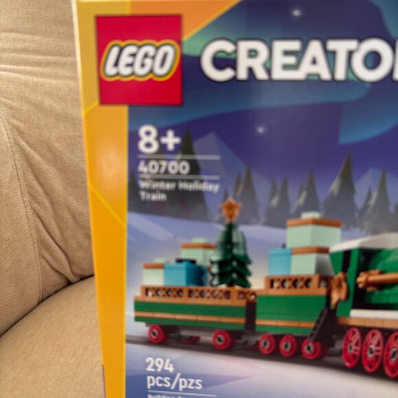 NEW Auth LEGO CREATOR WINTER HOLIDAY TRAIN 40700 SET (RETIRED) - Picture 2 of 5